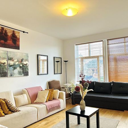 Cosy River View Flat At Temple Bar ดับลิน ภายนอก รูปภาพ