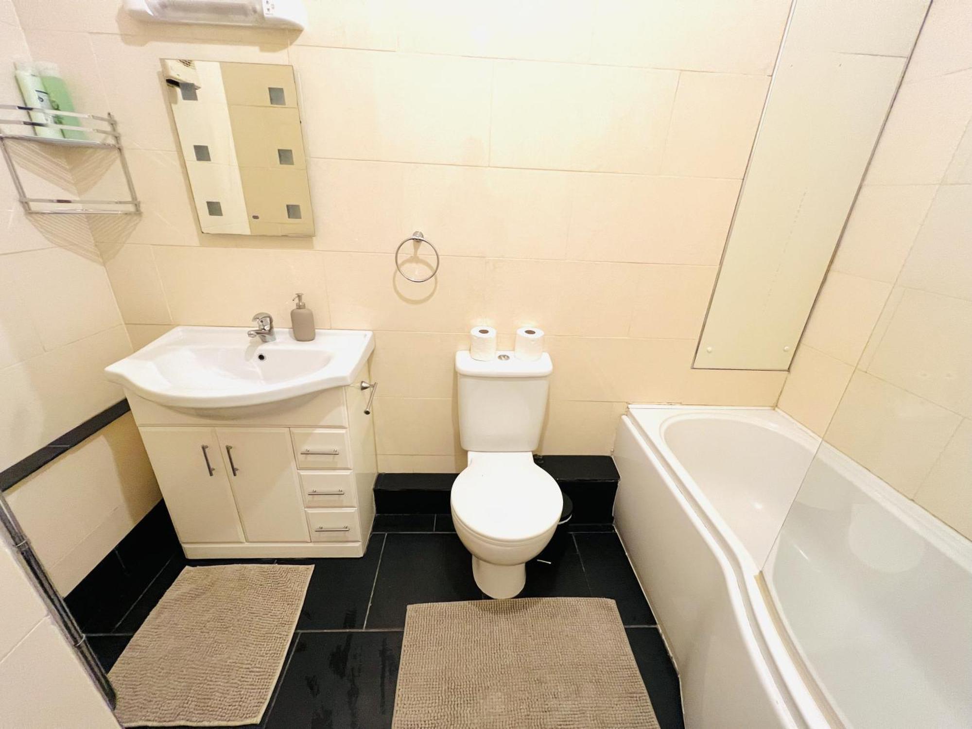 Cosy River View Flat At Temple Bar ดับลิน ภายนอก รูปภาพ