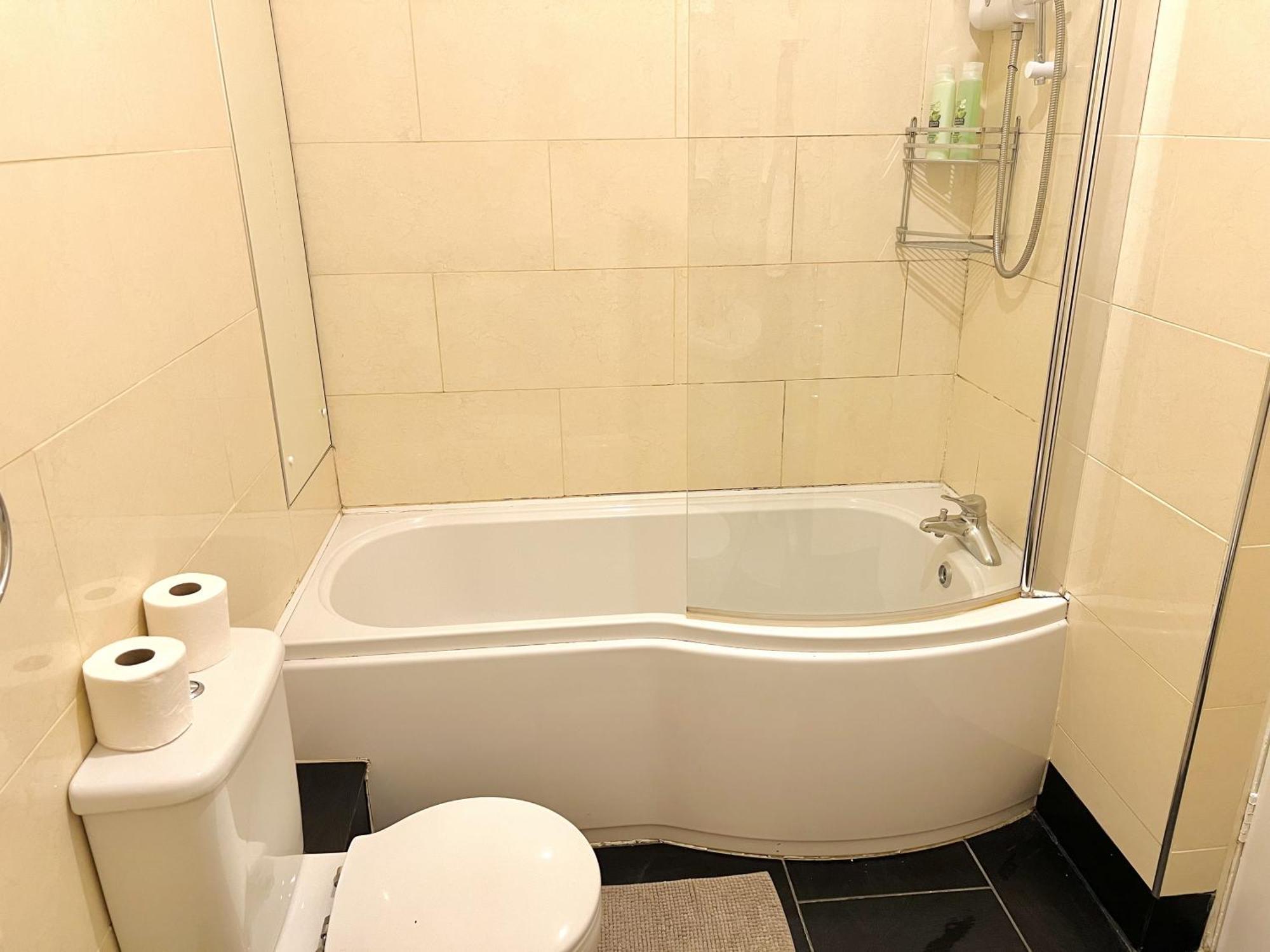 Cosy River View Flat At Temple Bar ดับลิน ภายนอก รูปภาพ