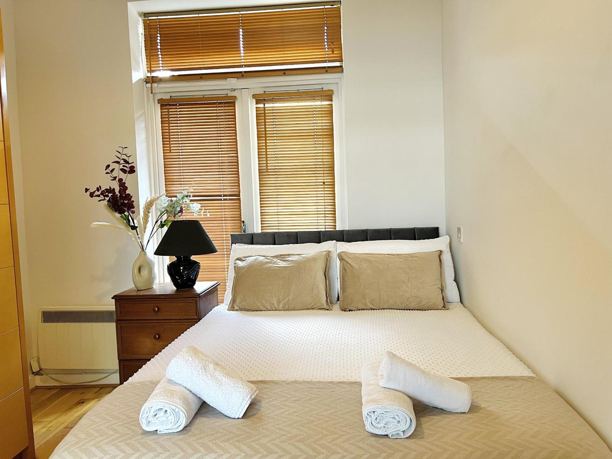 Cosy River View Flat At Temple Bar ดับลิน ภายนอก รูปภาพ